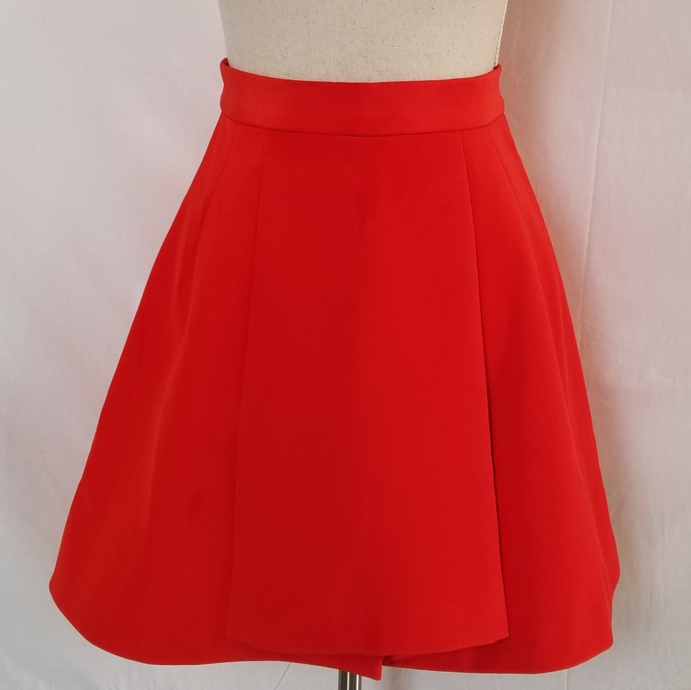 Cameo hot orange pleated skirt size xs